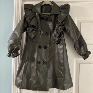 Stylish Kids Ruffled Coat - Green